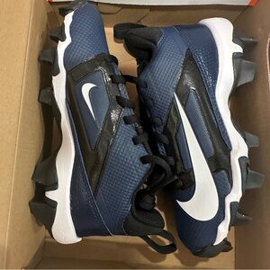 Nike Navy Blue Cleats Menace 4 Shark NWT Size 12C